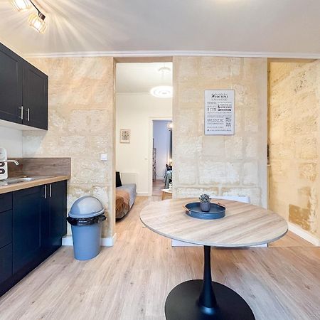Echoppe Typique Avec Terrasse Villa ตาลองซ์ ภายนอก รูปภาพ